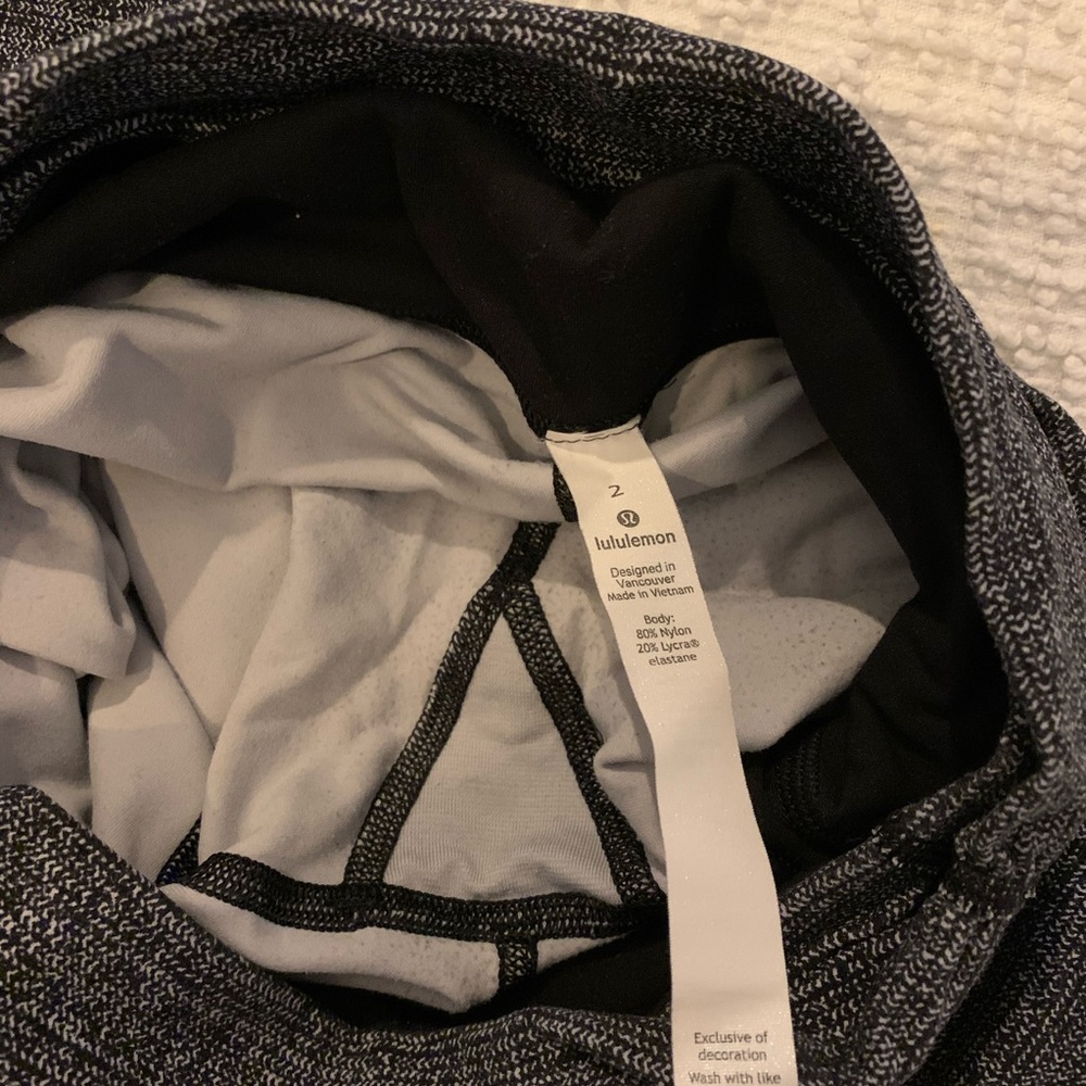 lululemon nulu align with stirrups grey pattern - Picture 5 of 5